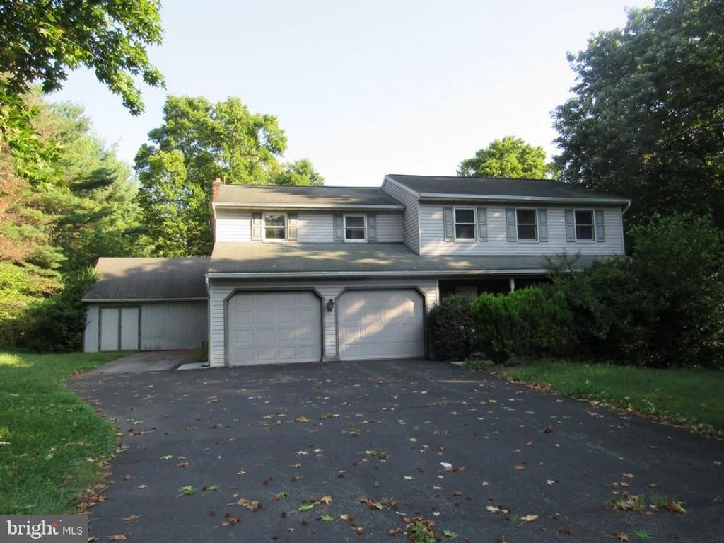 Photo of 81 RUN VALLEY RD, CONESTOGA, PA 17516 (MLS # PALA2018830)