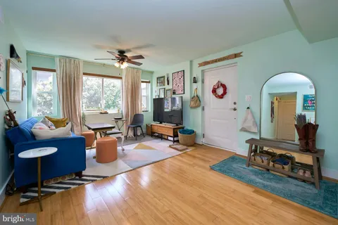 1225 Fairmont Street NW Unit 202, Washington, DC 20009 - MLS#: DCDC2156540