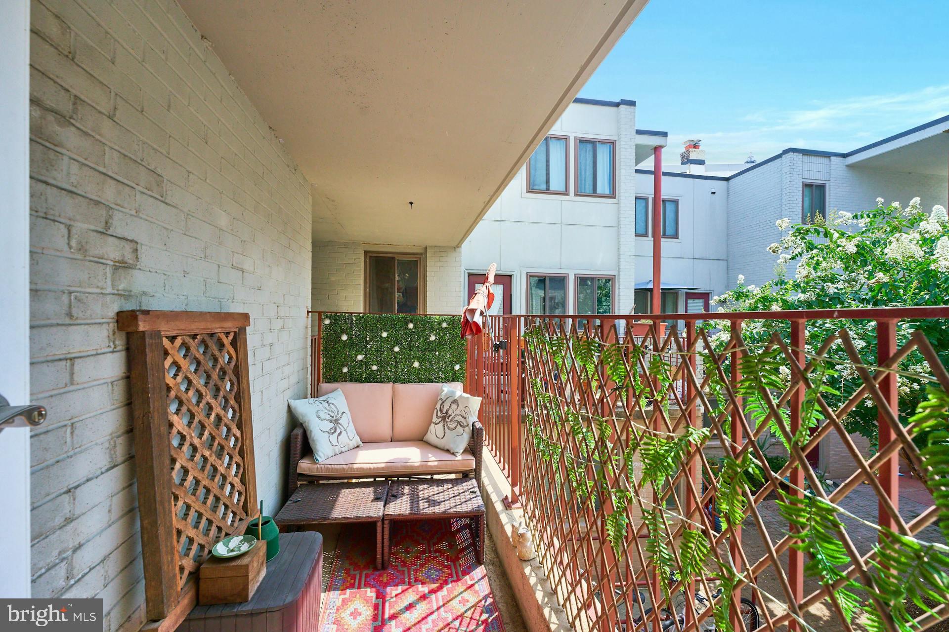 1225 FAIRMONT STREET NW 202