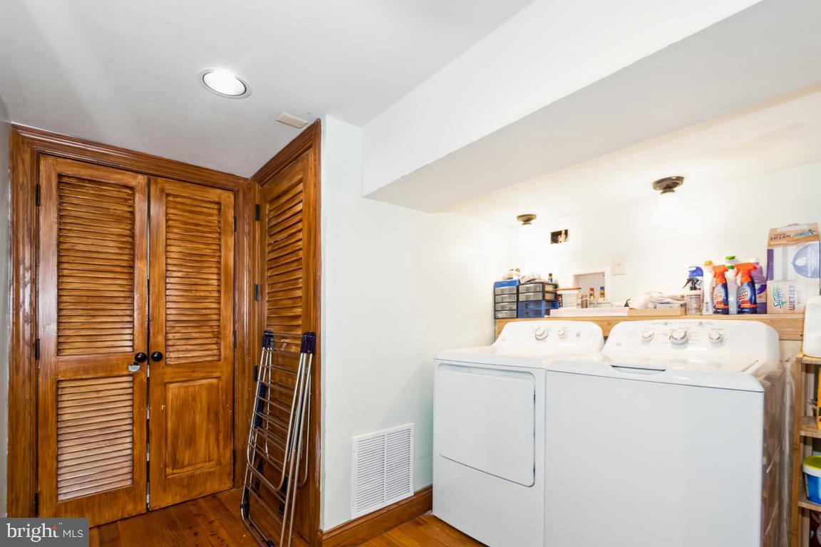 HAMPDEN HISTORIC DISTRICT - Residential