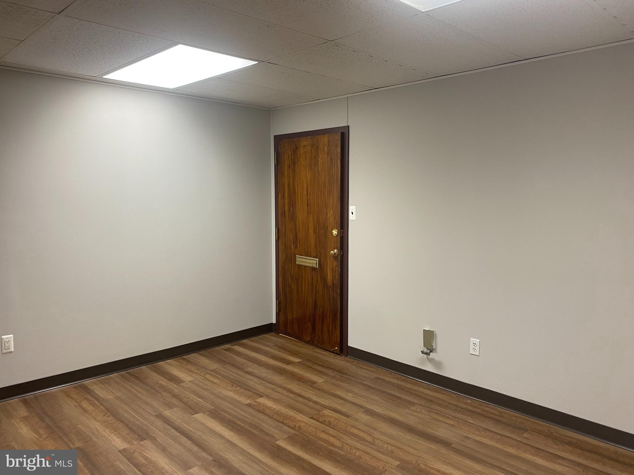 EMILY BREADY - Commercial Lease