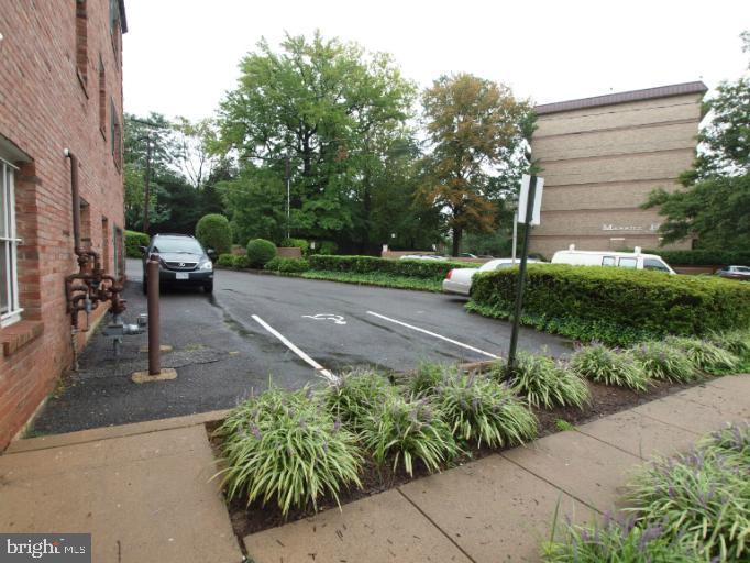 EMILY BREADY - Commercial Lease