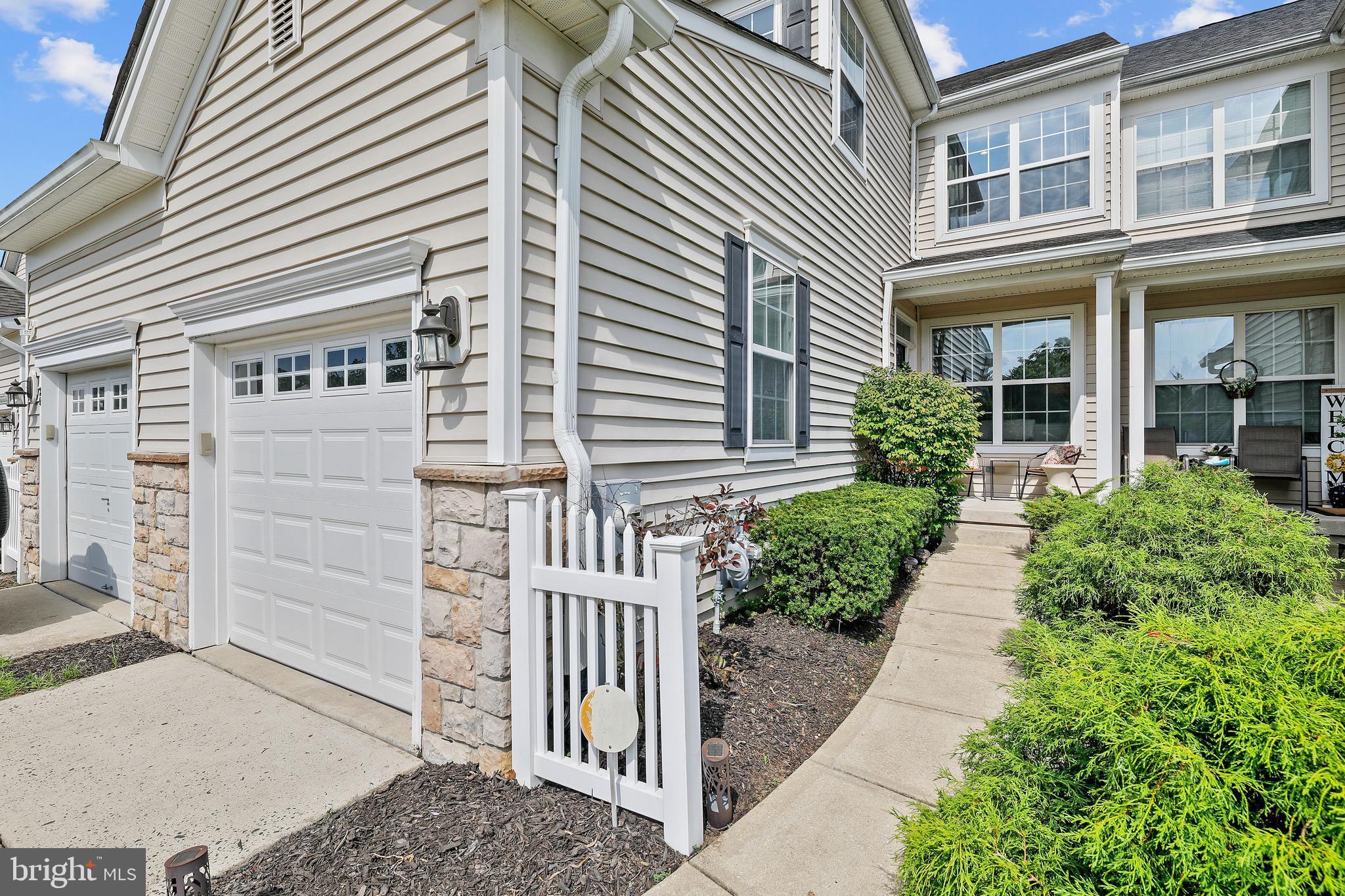 18 SPINNAKER DRIVE