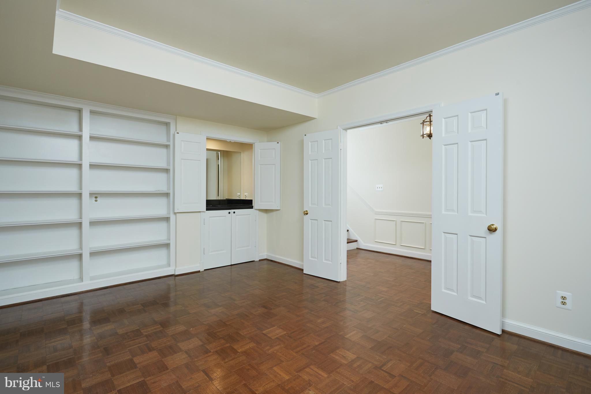 PITT MEWS - Residential Lease