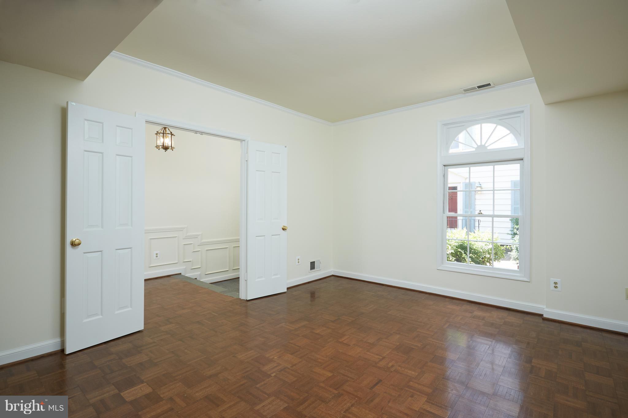 PITT MEWS - Residential Lease