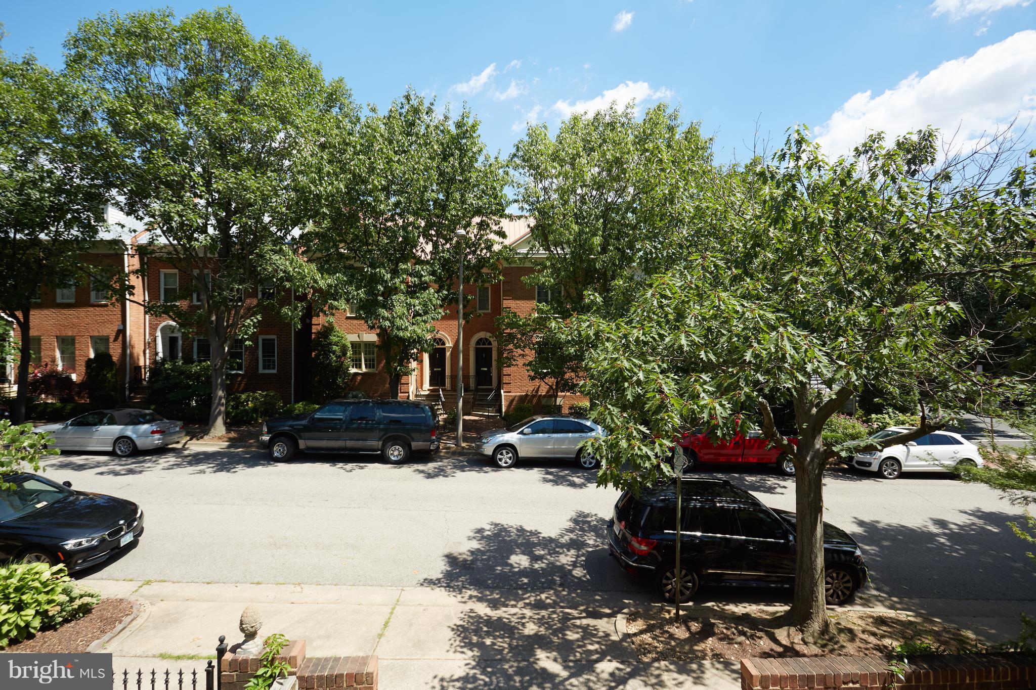 PITT MEWS - Residential Lease