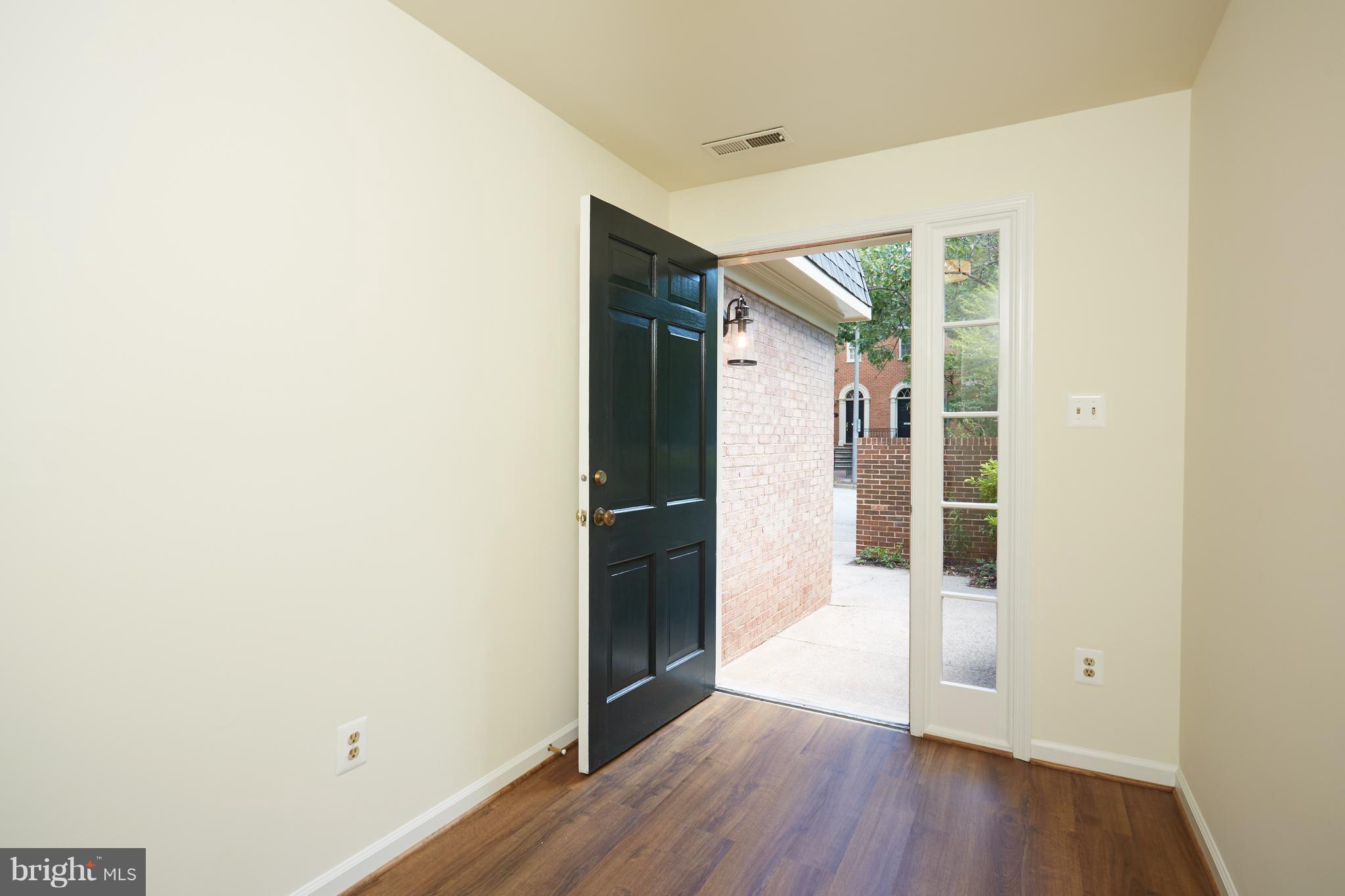 PITT MEWS - Residential Lease