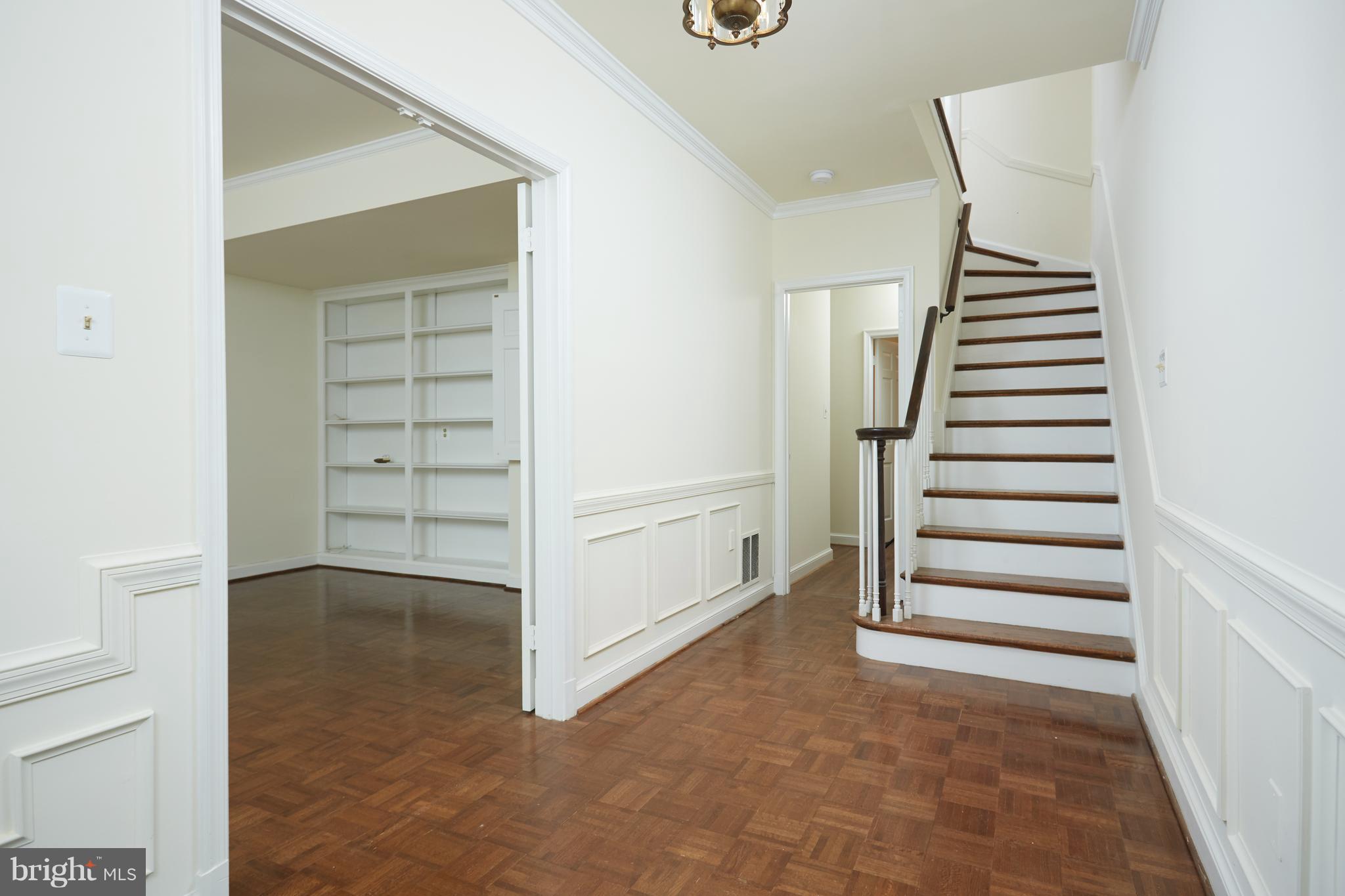 PITT MEWS - Residential Lease