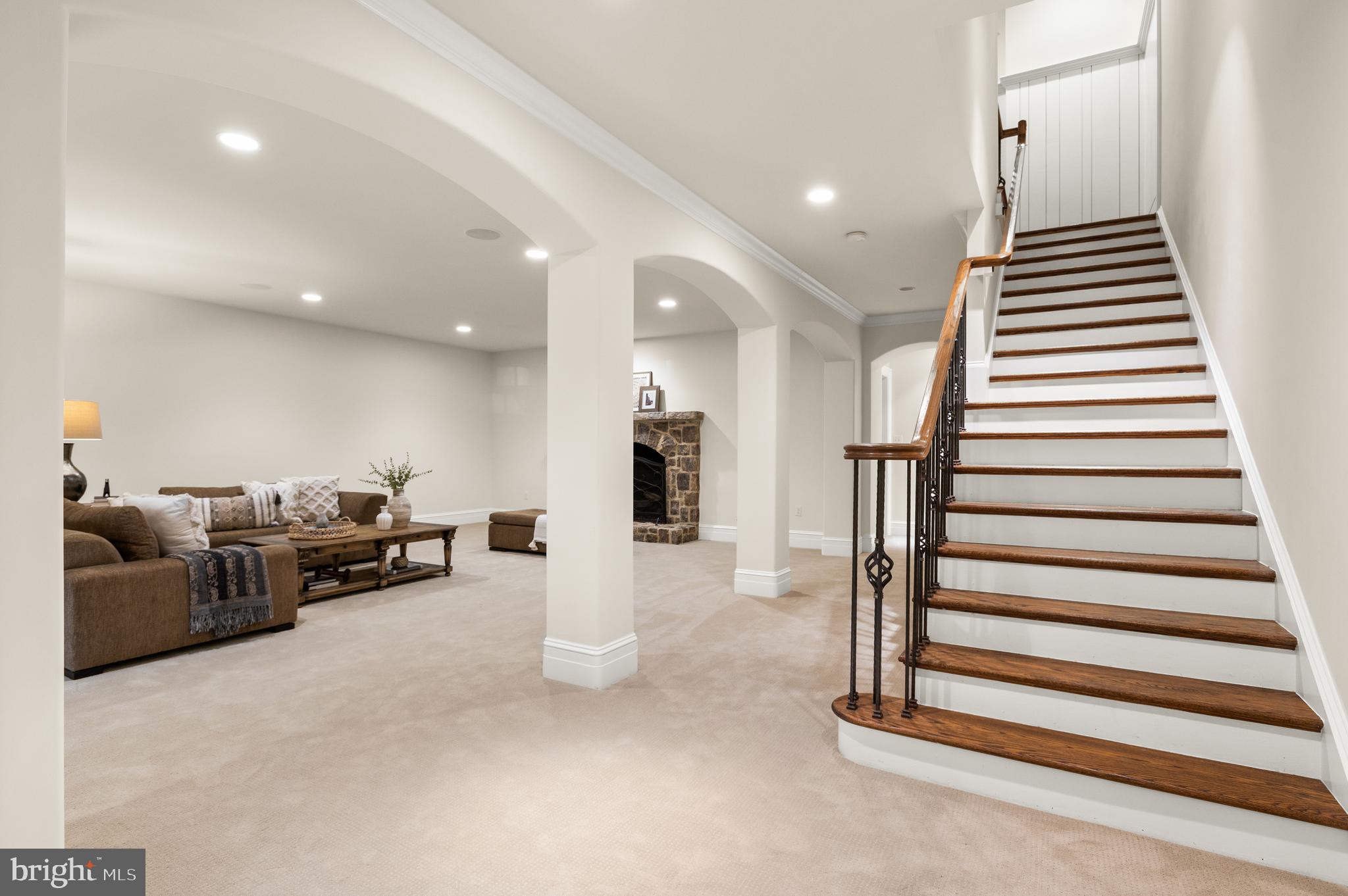 LANGLEY FOREST - Residential