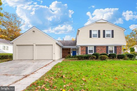 Photo of 16111 Pond Meadow Lane, BOWIE, MD 20716 (MLS # MDPG2180432)