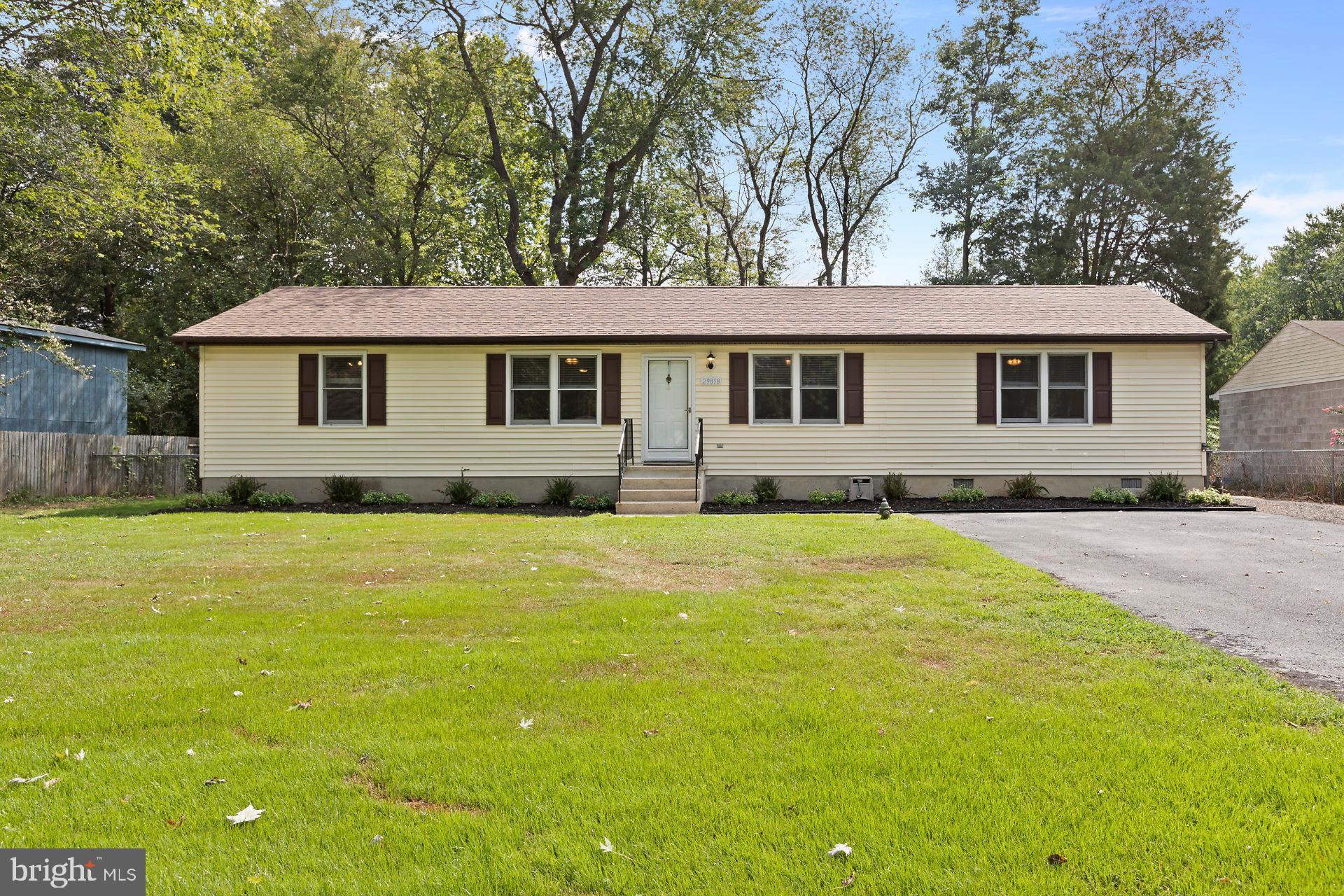 GOLDEN BEACH - Residential