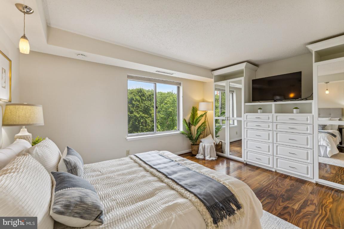 FALLSWOOD - Residential