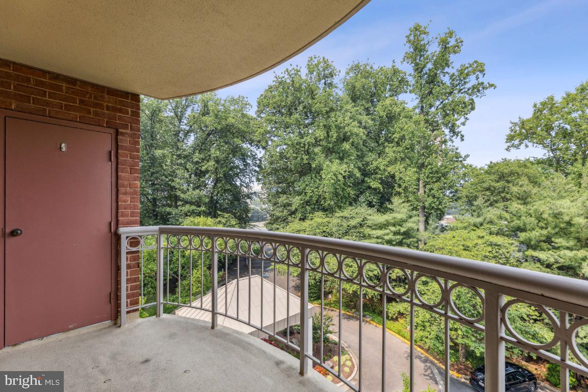 FALLSWOOD - Residential