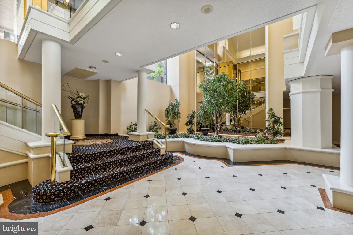 FALLSWOOD - Residential