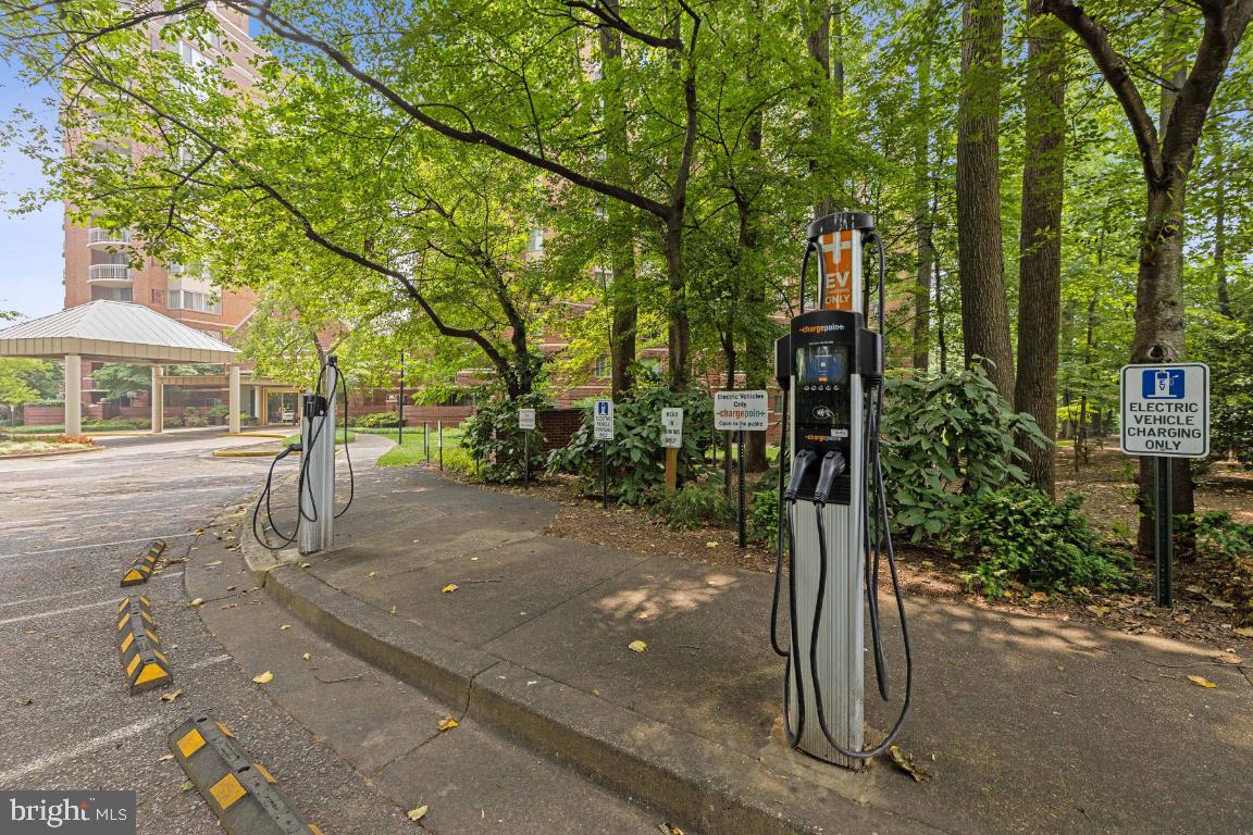 FALLSWOOD - Residential