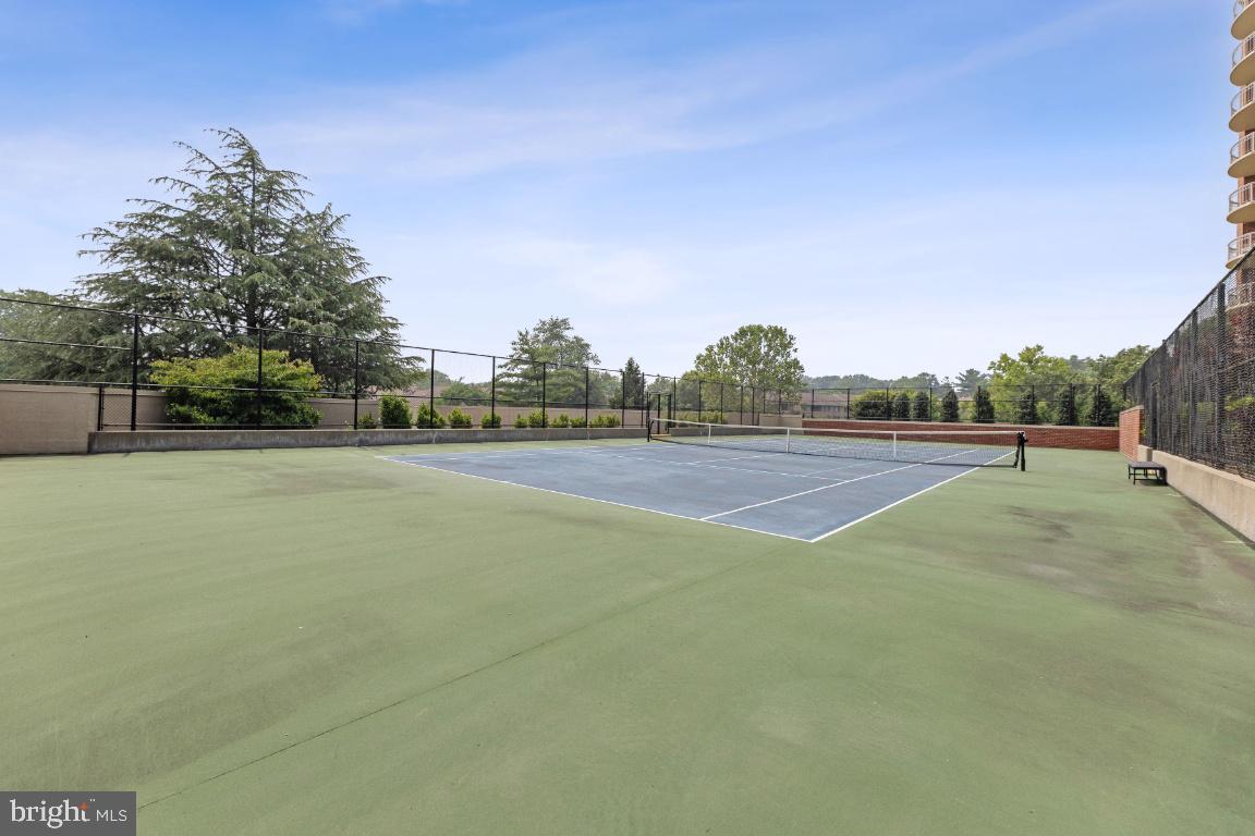 FALLSWOOD - Residential