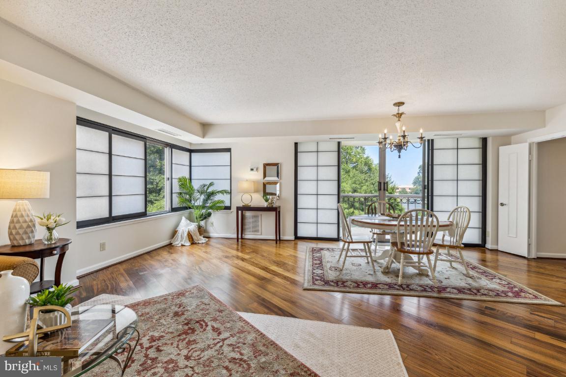 FALLSWOOD - Residential