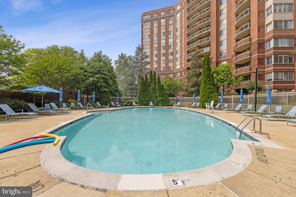 FALLSWOOD - Residential