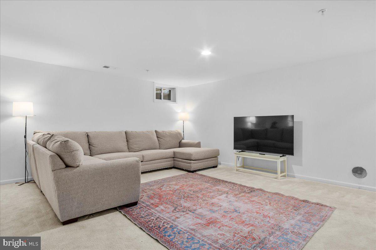 WESTFIELDS - Residential