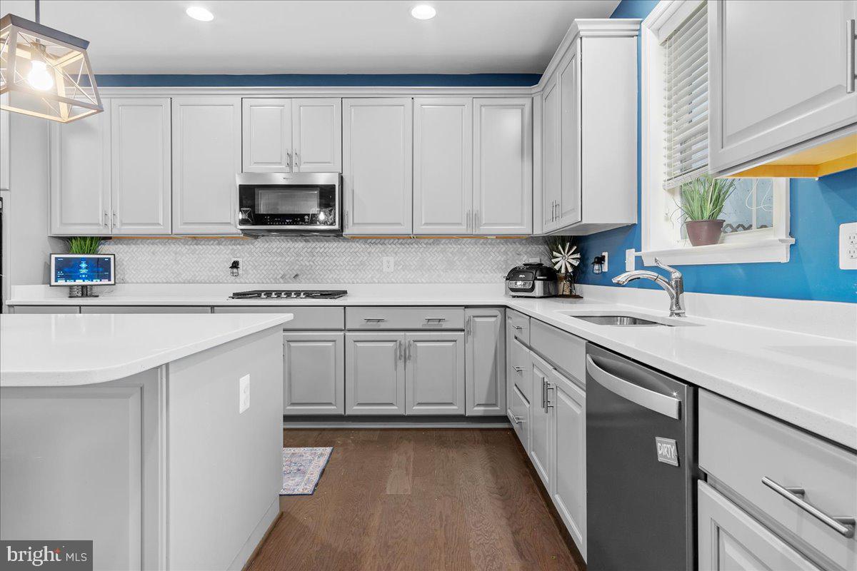 WESTFIELDS - Residential