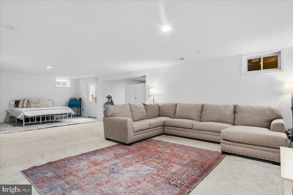 WESTFIELDS - Residential