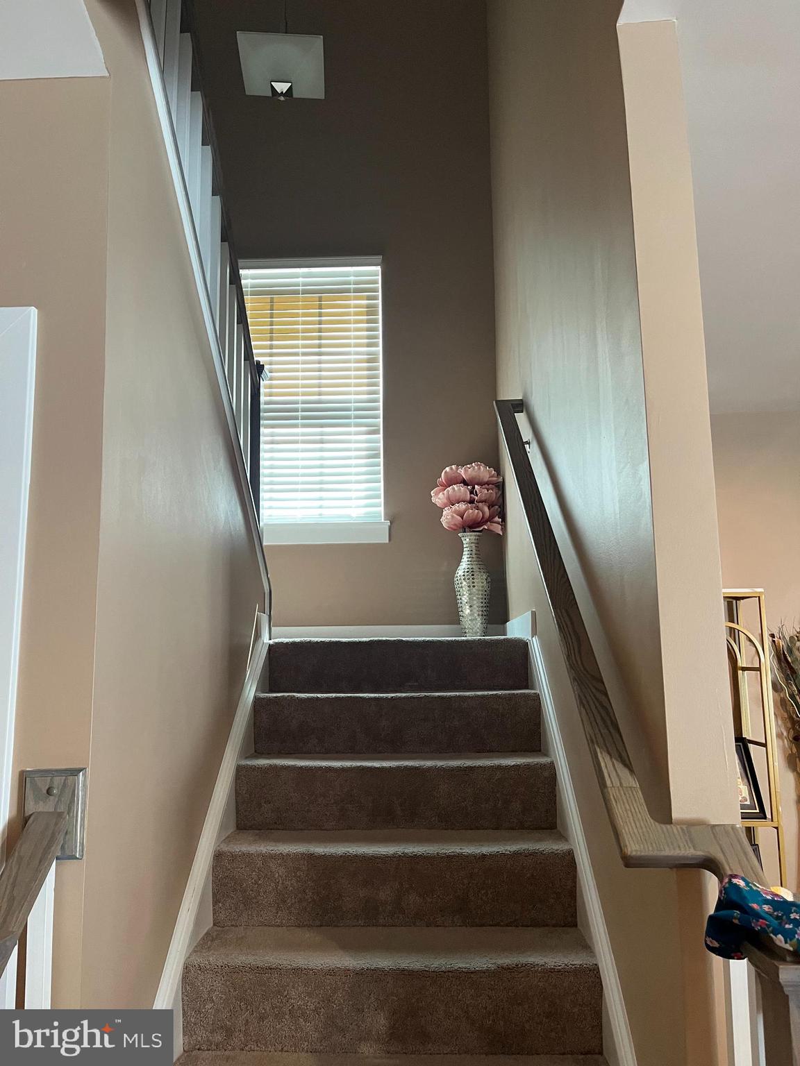 THE LAKES AT MARTINSBURG - Residential Lease