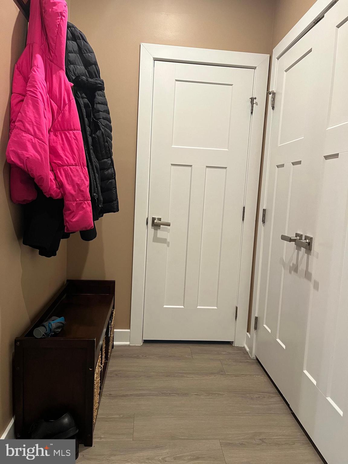 THE LAKES AT MARTINSBURG - Residential Lease