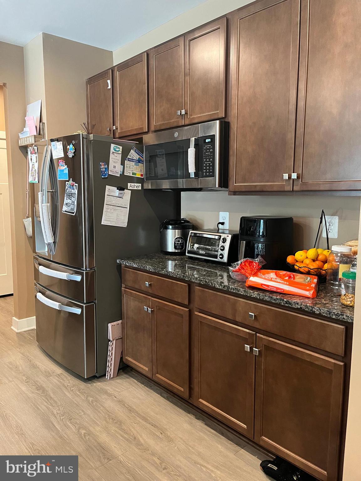 THE LAKES AT MARTINSBURG - Residential Lease