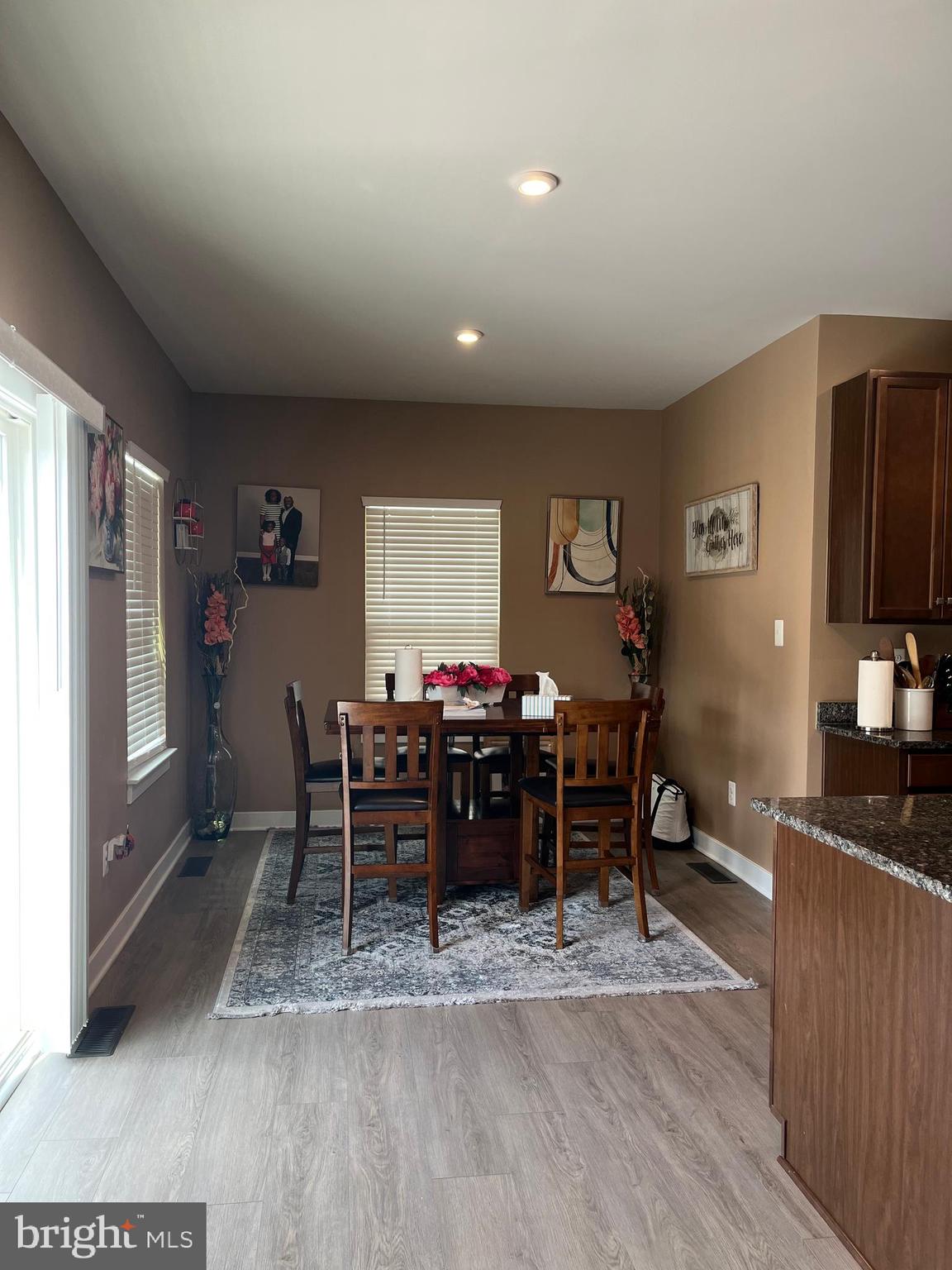 THE LAKES AT MARTINSBURG - Residential Lease