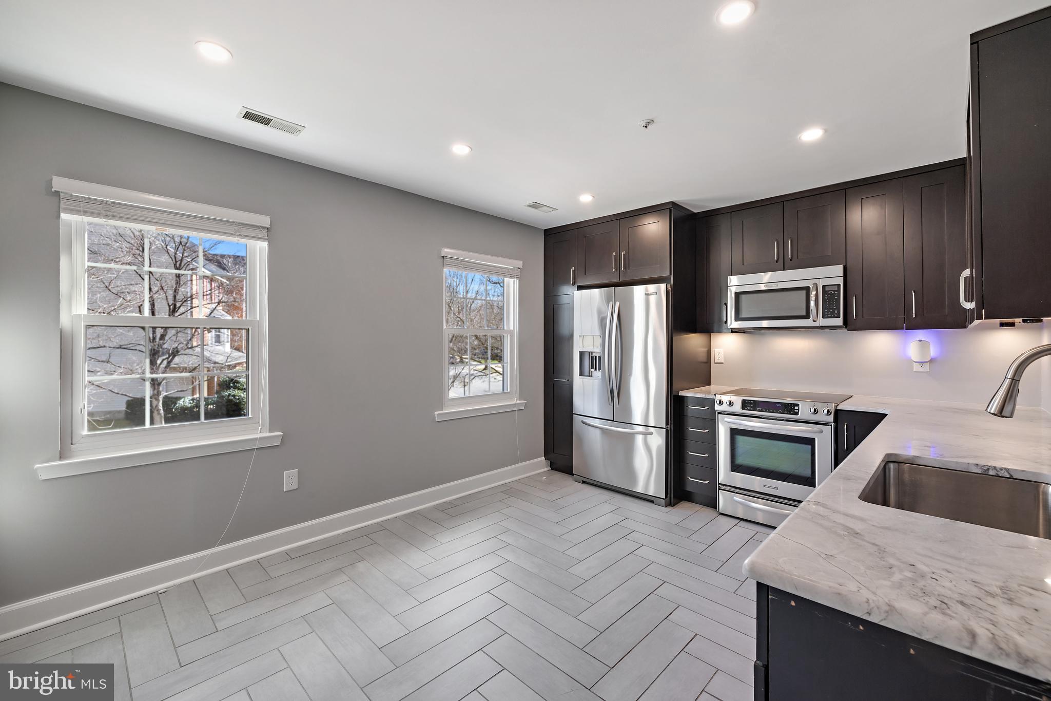 CLINTON DALE - Residential Lease