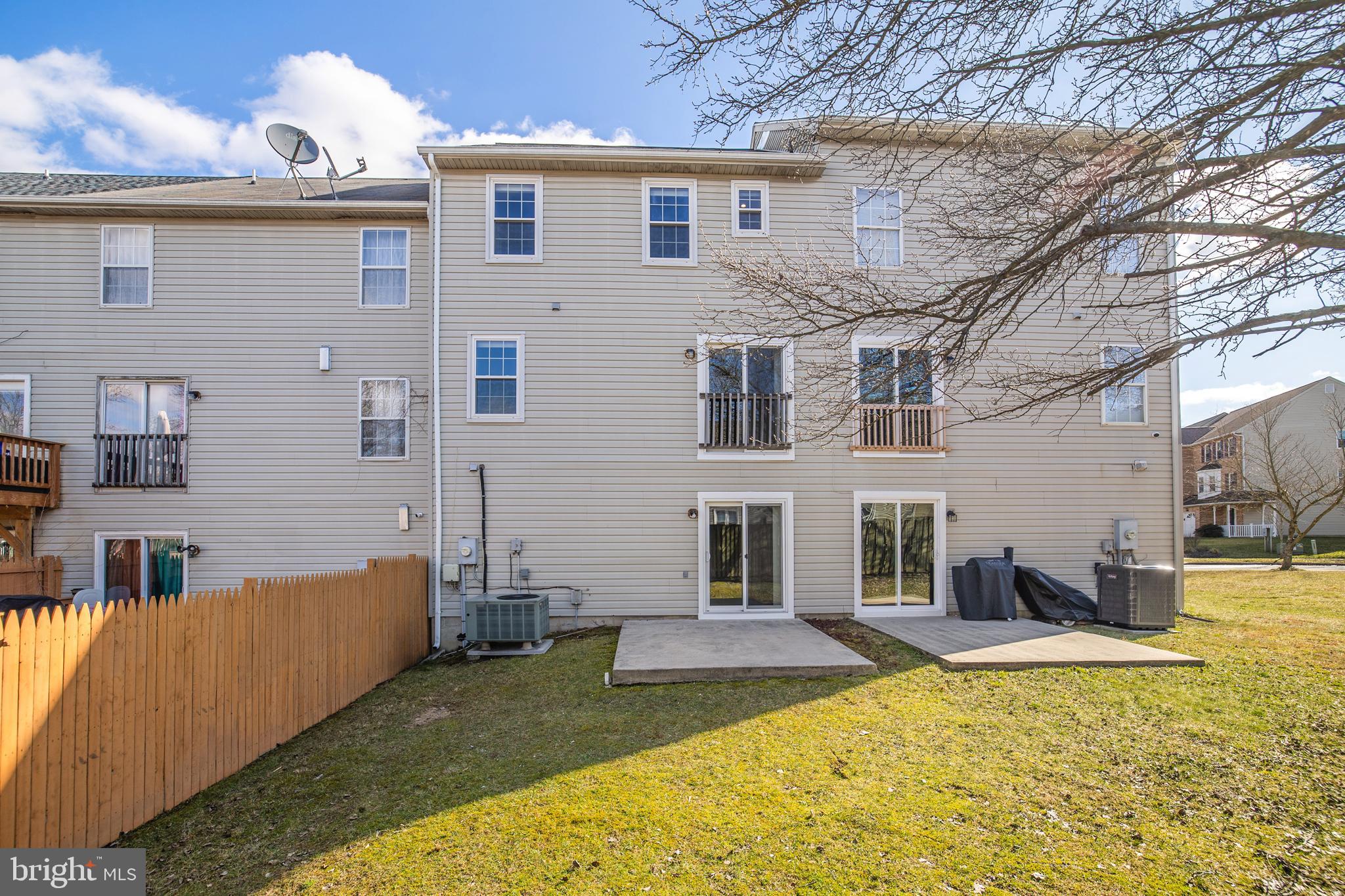 CLINTON DALE - Residential Lease