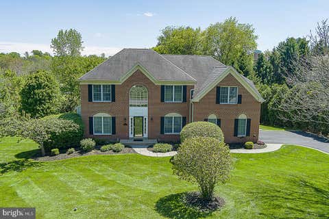 Homes For Sale - 402 Chrislena Lane<br/> WEST CHESTER, PA 19380