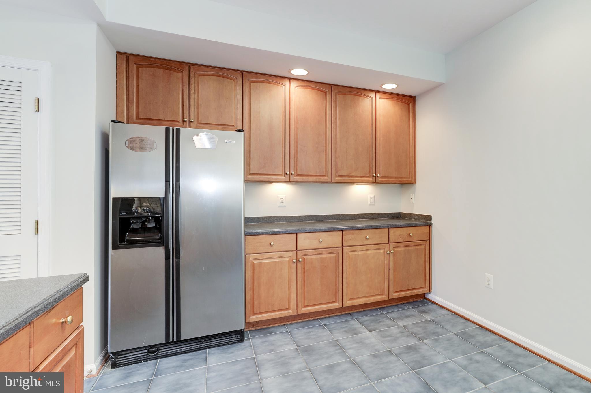 BELMONT TOWN CENTER - Residential