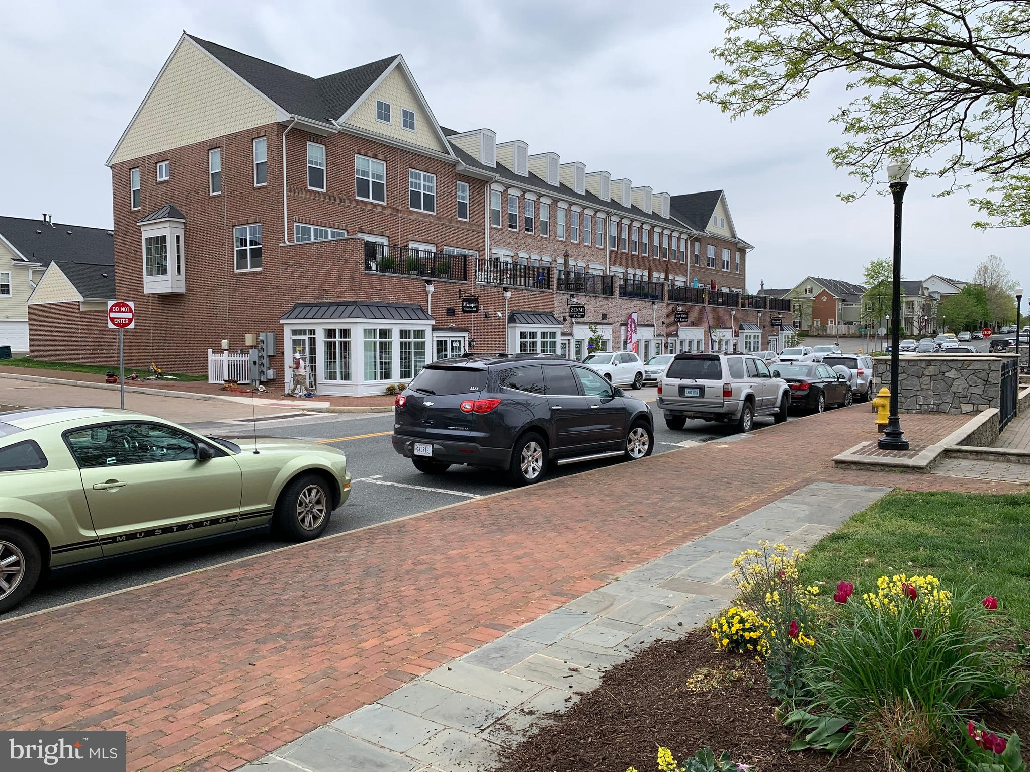 BELMONT TOWN CENTER - Residential