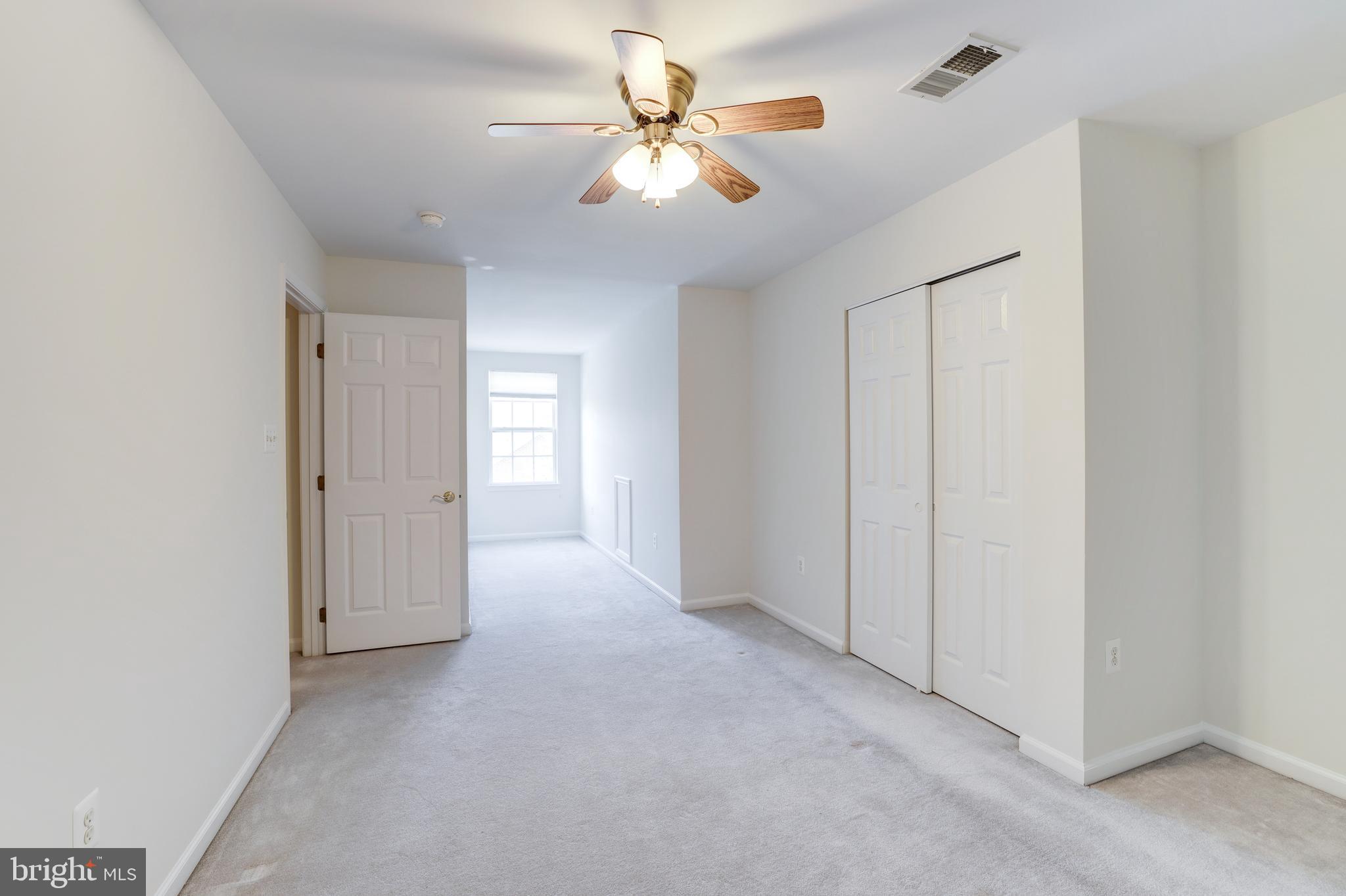 BELMONT TOWN CENTER - Residential