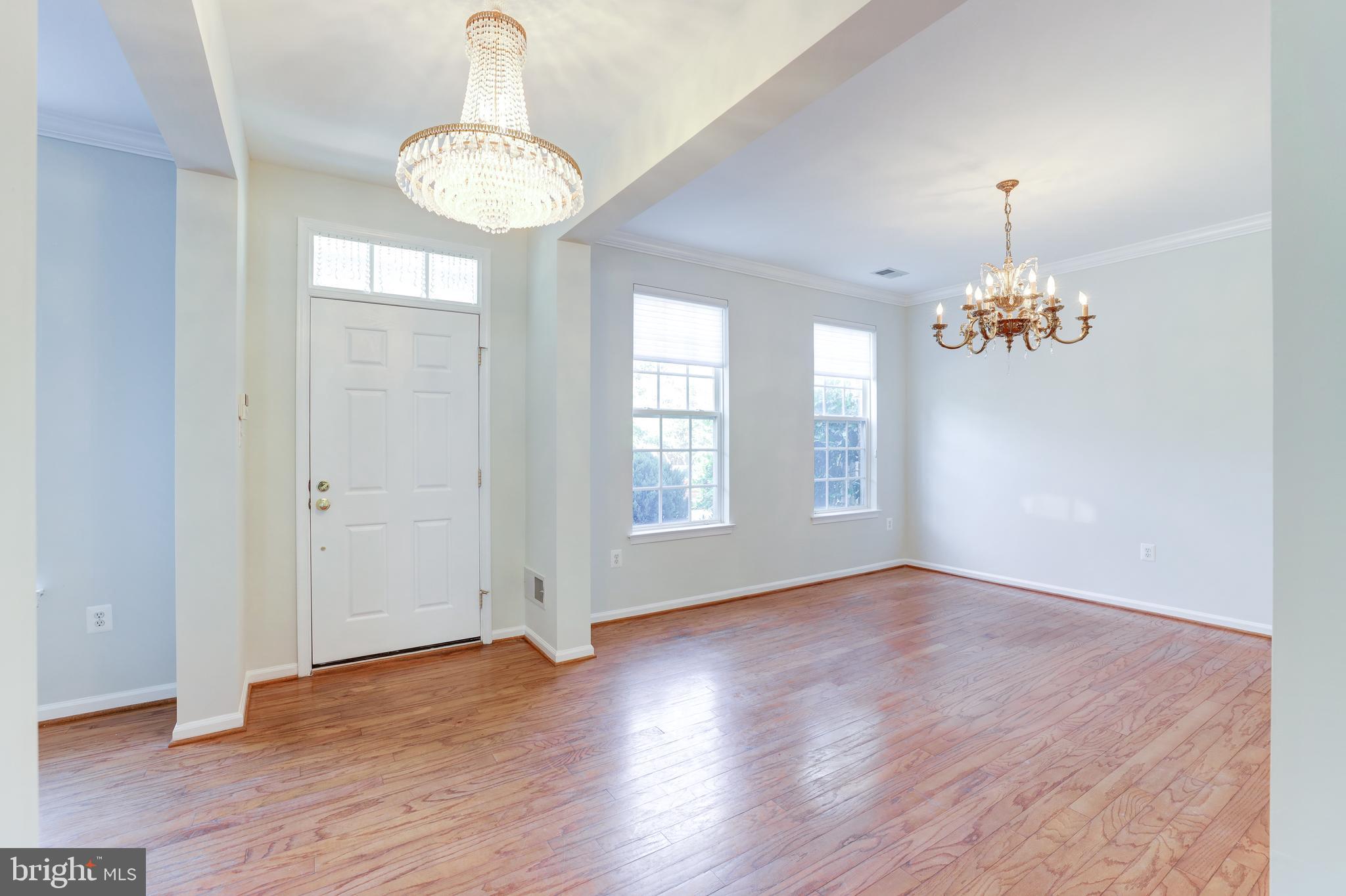 BELMONT TOWN CENTER - Residential