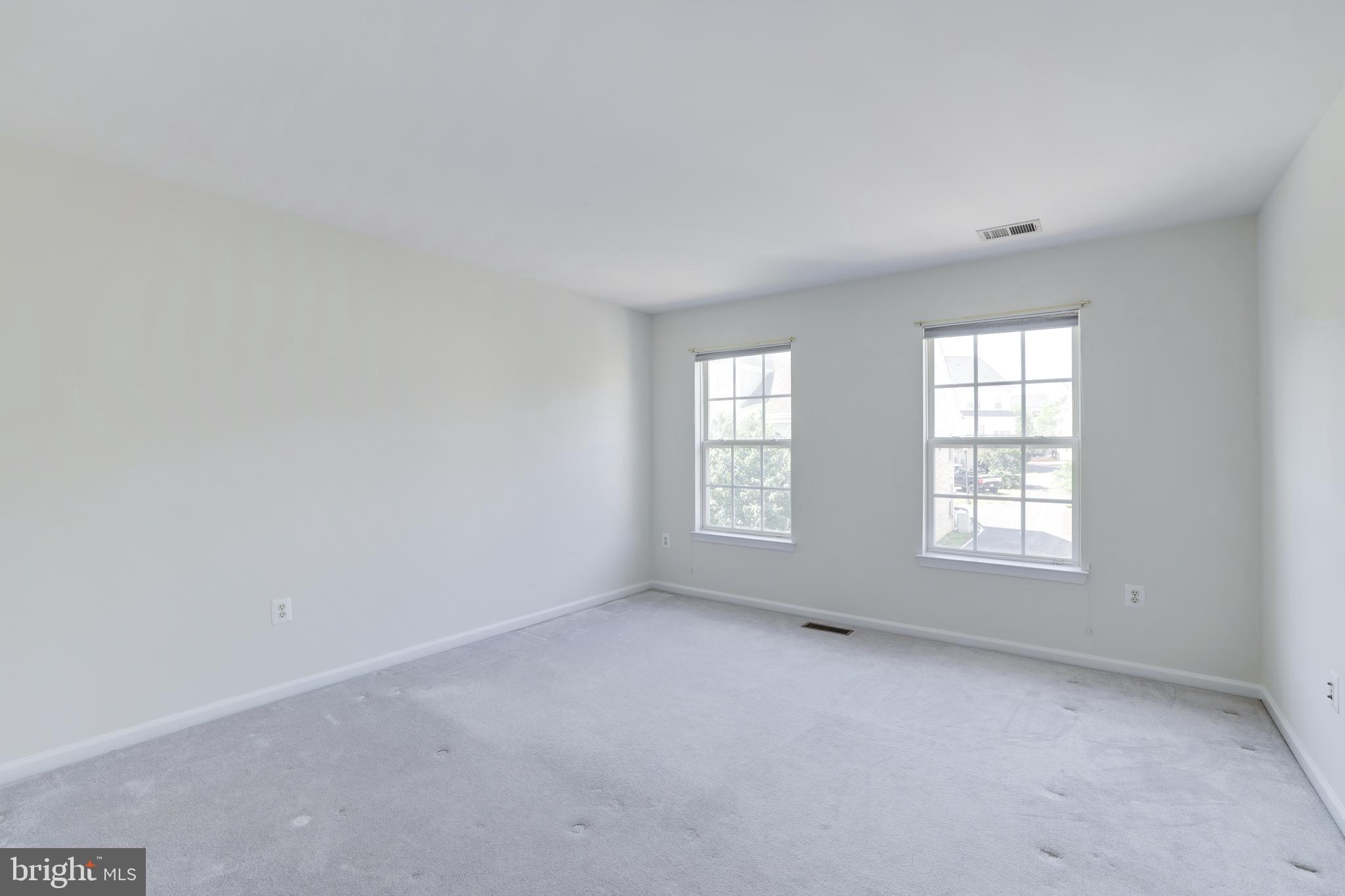 BELMONT TOWN CENTER - Residential