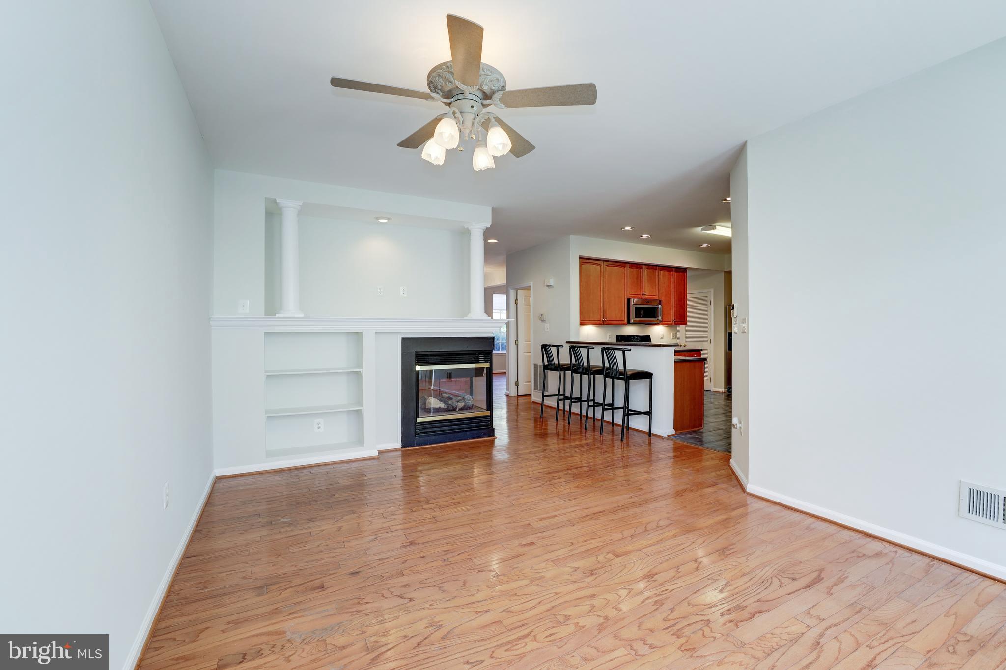 BELMONT TOWN CENTER - Residential