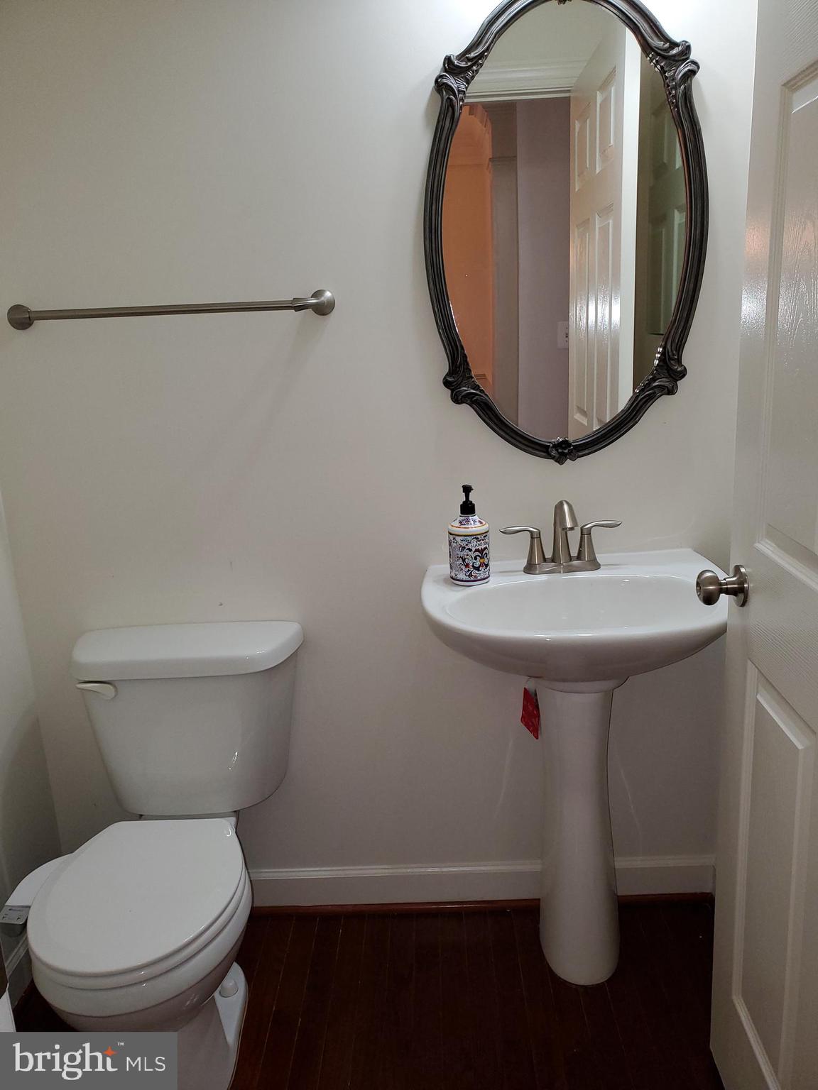 WAVERLY WOODS - Residential Lease