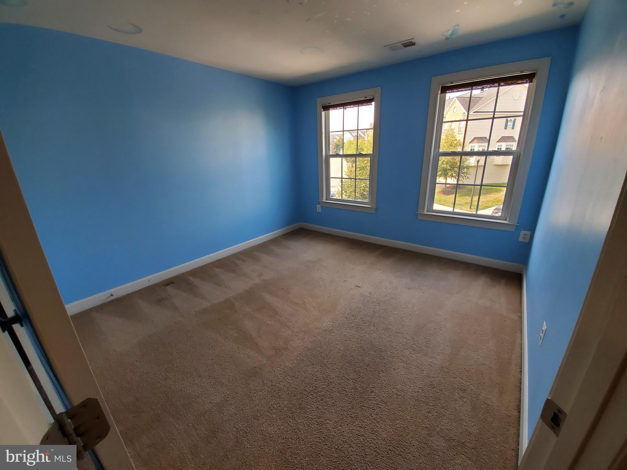 WAVERLY WOODS - Residential Lease