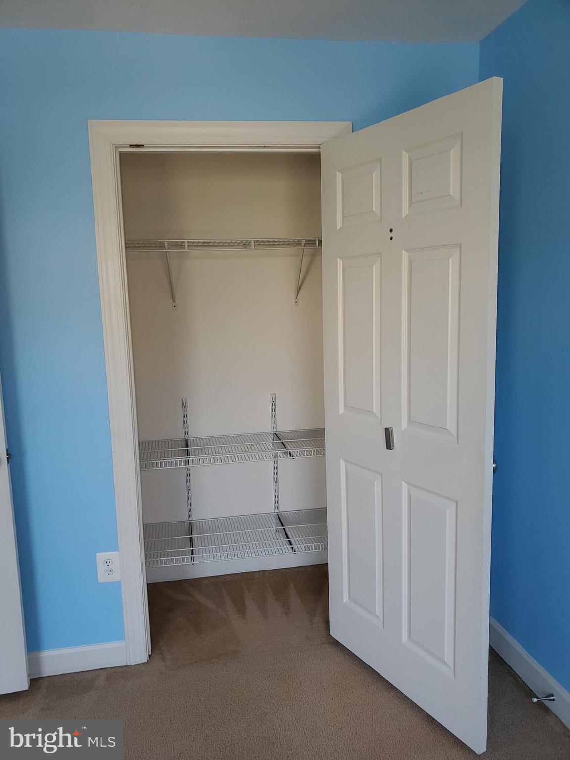 WAVERLY WOODS - Residential Lease