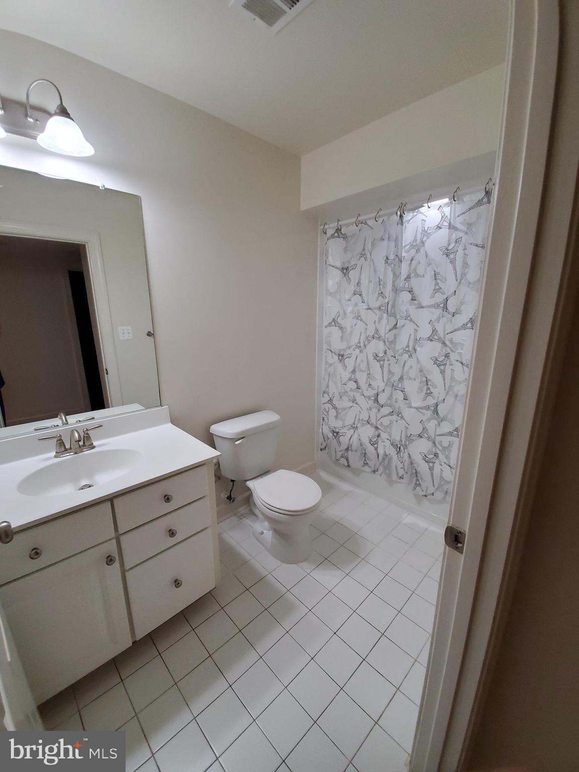 WAVERLY WOODS - Residential Lease