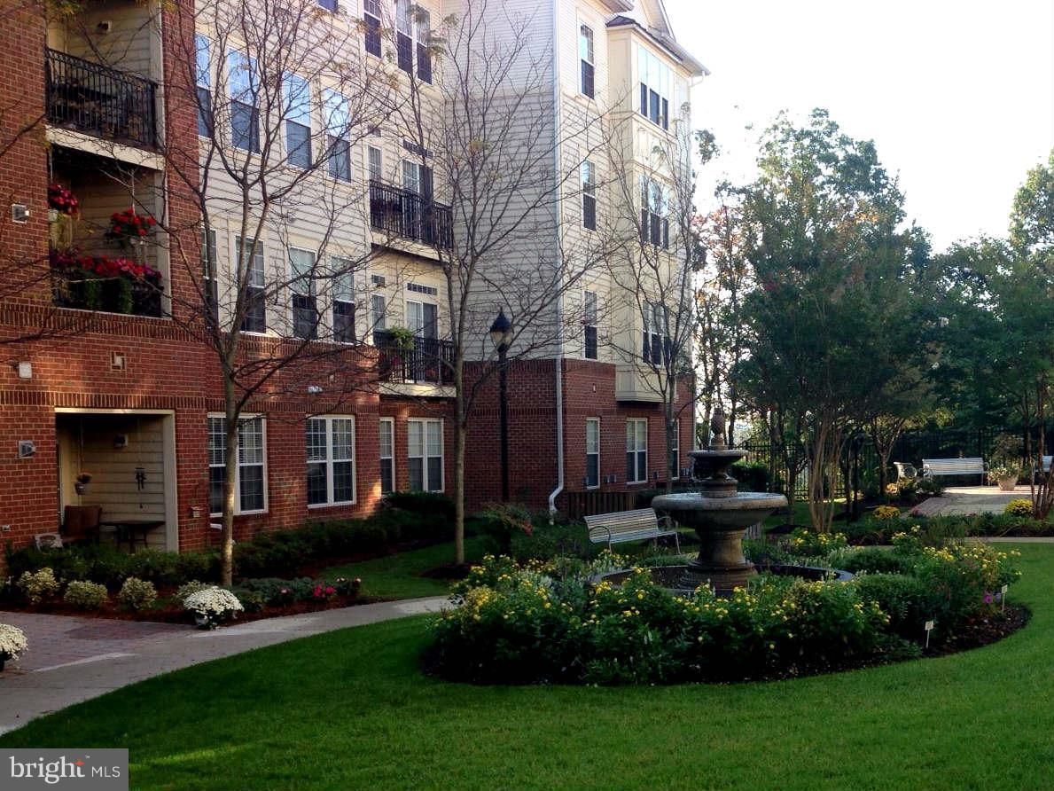 Bring your pickiest buyer to this lovely and spacious top floor condo in the sought after Enclave at Ellicott Hills. The original owner's have kept this unit spotless. Use the 3rd bedroom as an office. This unit also comes with an attached garage and storage unit. INDIVIDUAL GARAGES HAVE SOLD FOR $25,000.
