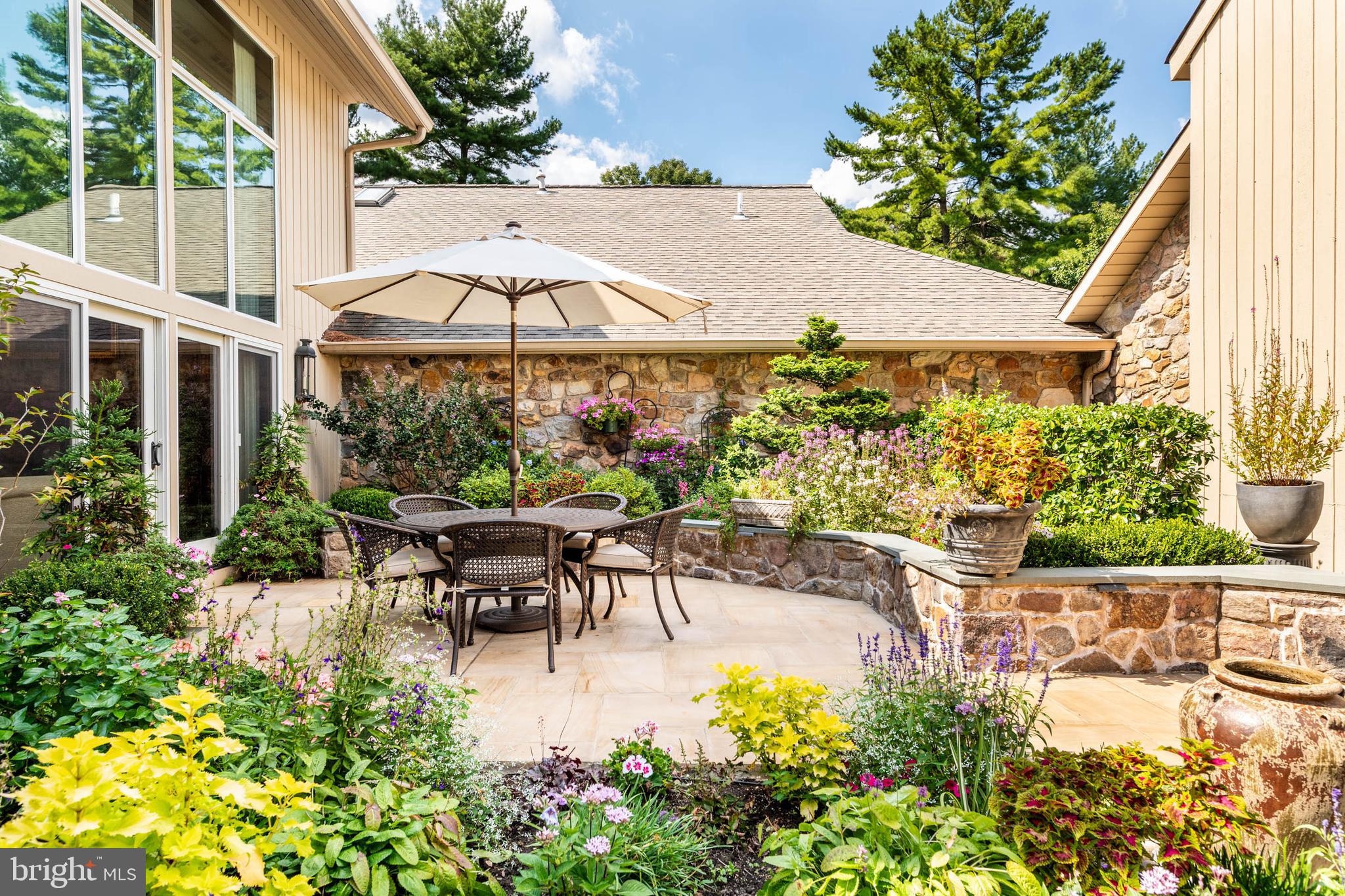 HERMITAGE - Residential