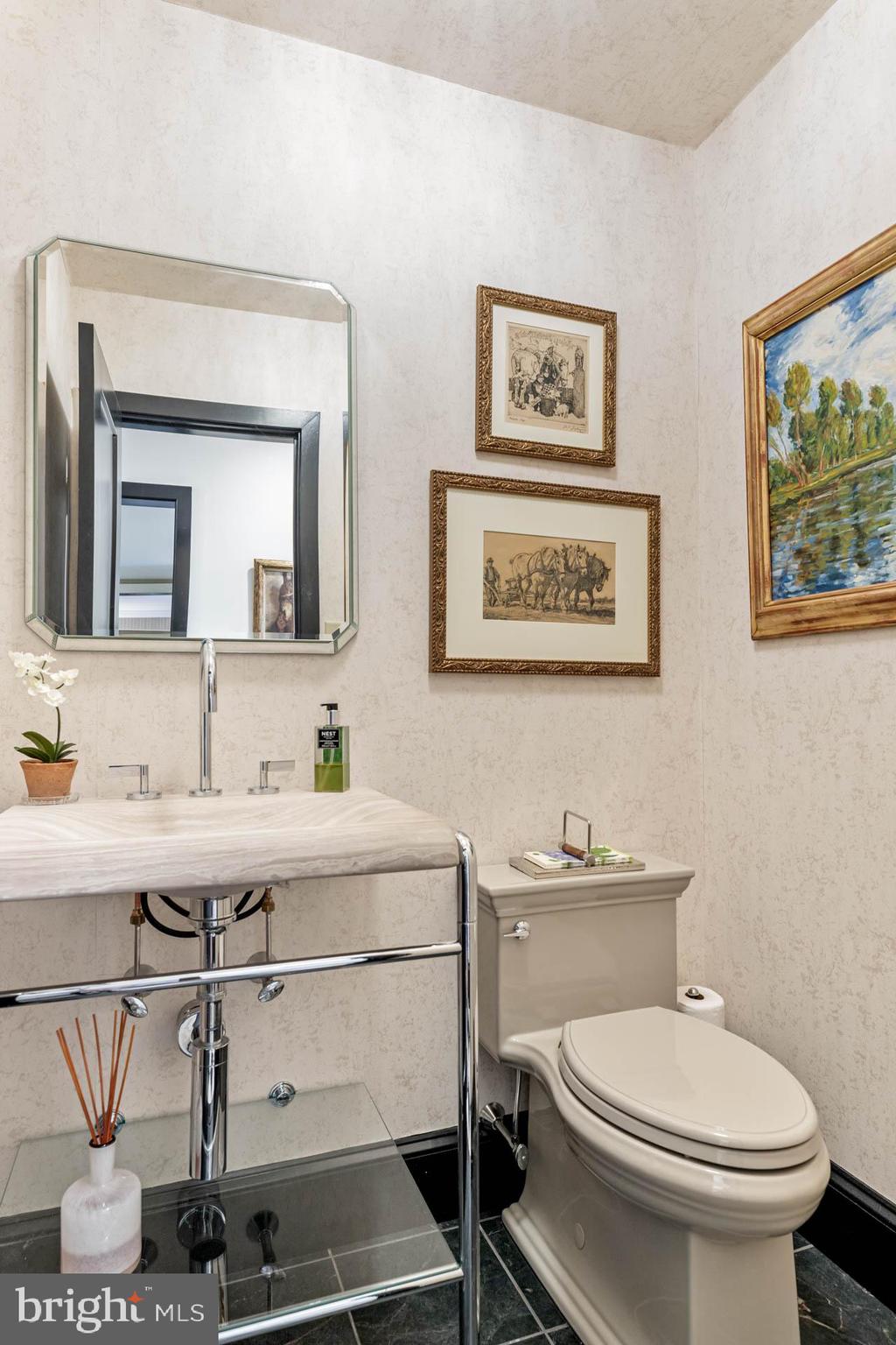 HERMITAGE - Residential