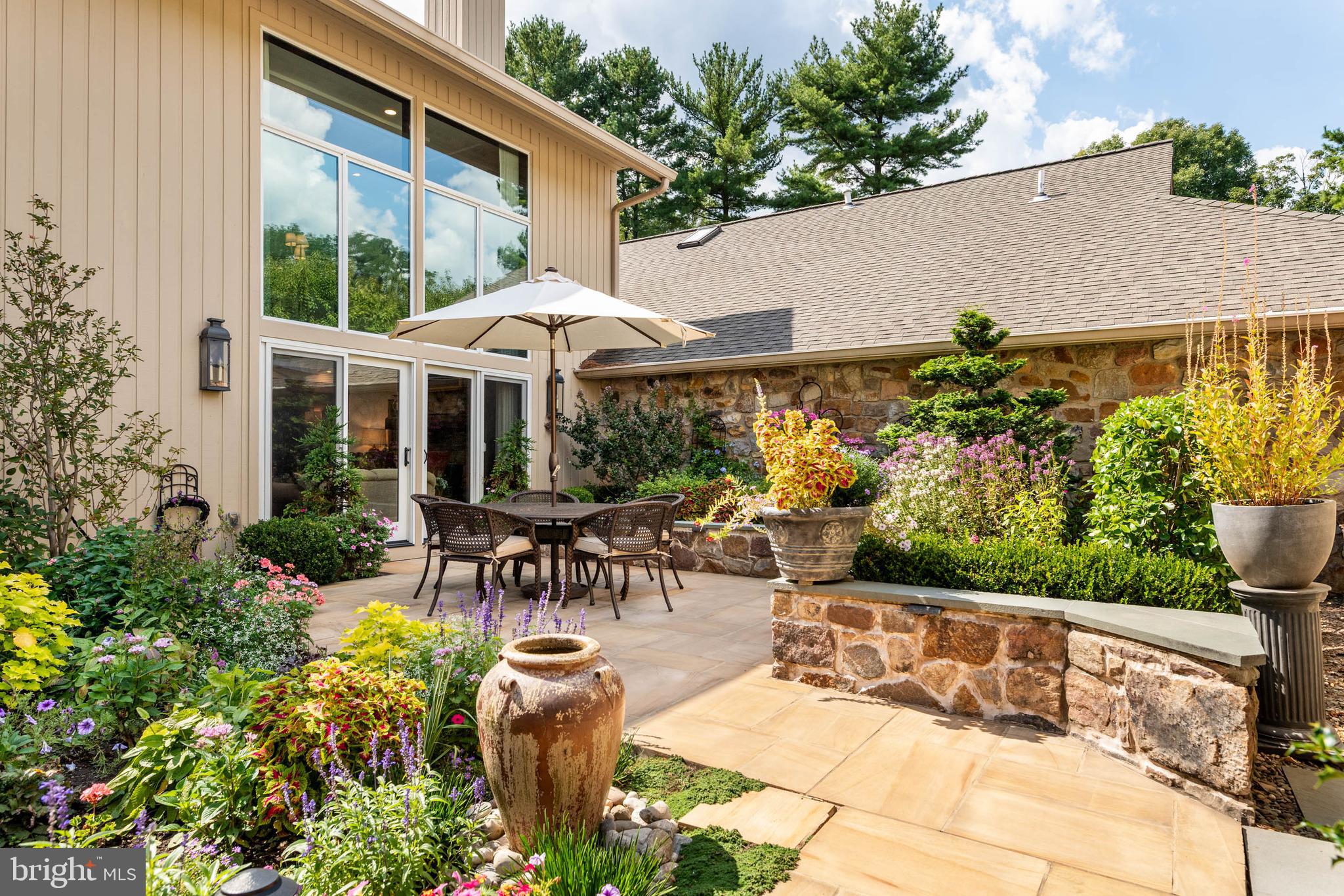 HERMITAGE - Residential