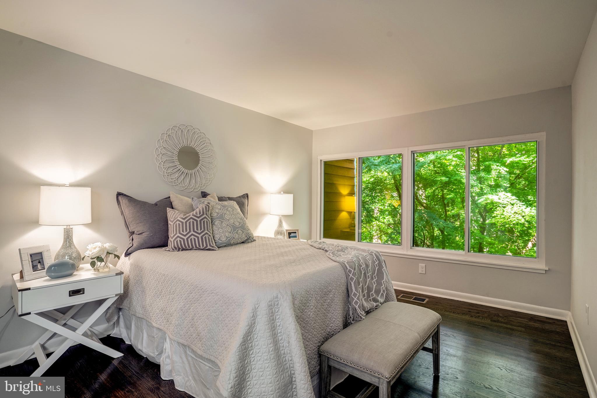 RESTON - Residential