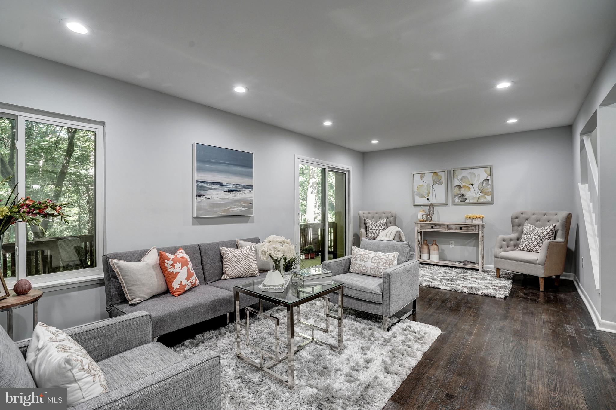 RESTON - Residential