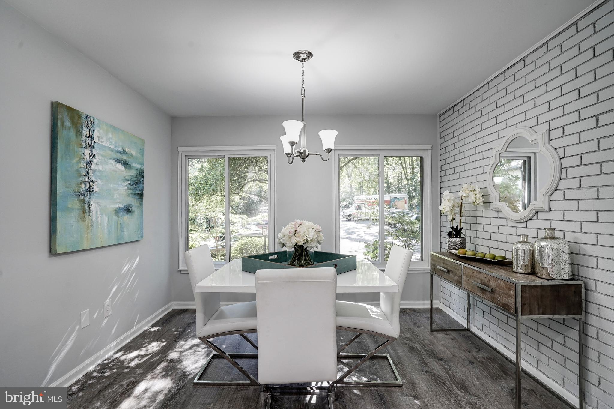 RESTON - Residential