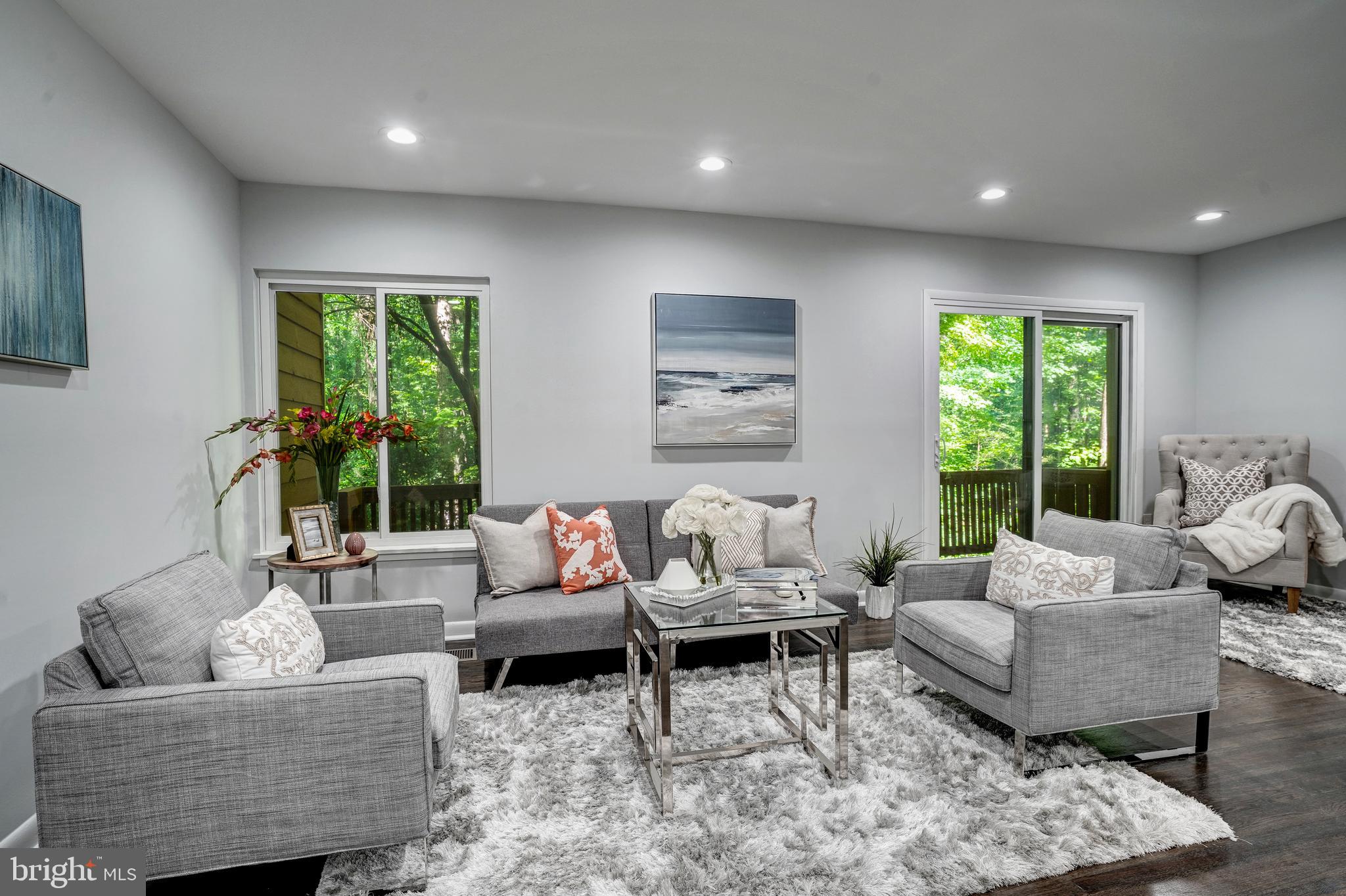 RESTON - Residential